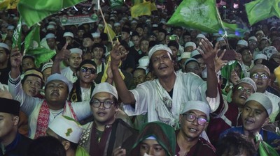 Ribuan Warga Padati Monas untuk Jakarta Bershalawat