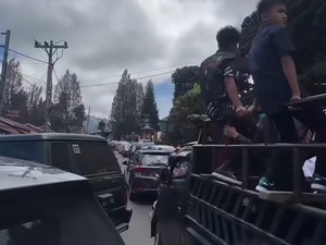 Libur Panjang, Arus Lalu Lintas Kawasan Berastagi Macet Hari Ini