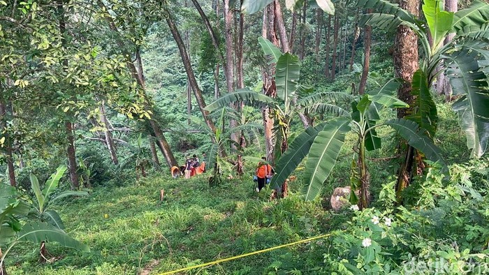 Lokasi penemuan ceceran tubuh manusia di Pacet Mojokerto