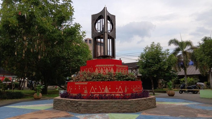 Plat kuningan Tugu Adipura Kencana Palembang nihil, beredar info dijarah OTK.