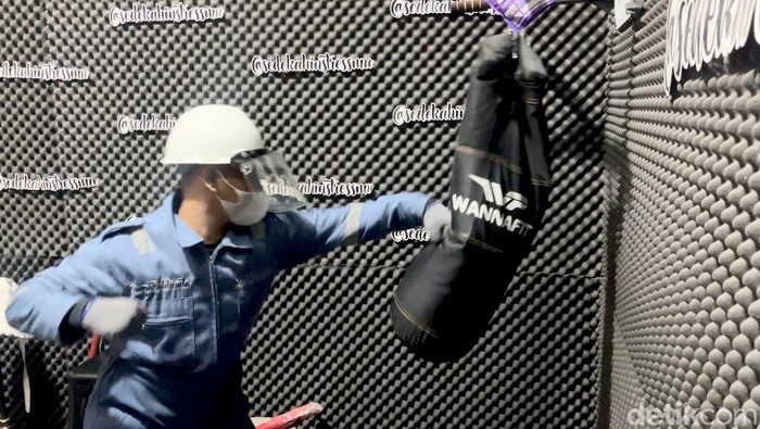 Ruang Meluapkan Amarah di Mojokerto Ruang Meluapkan Amarah di Mojokerto