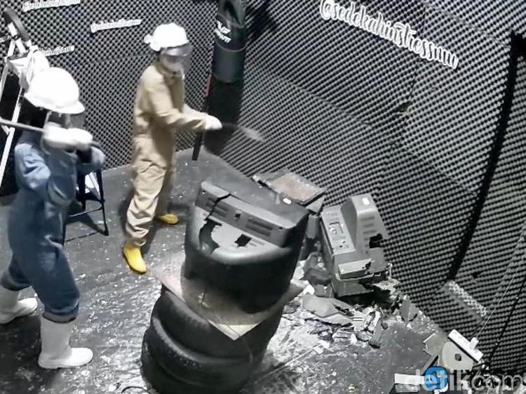 Ruang Penghilang Amarah di Mojokerto, Bisa Teriak dan Pecahkan Elektronik