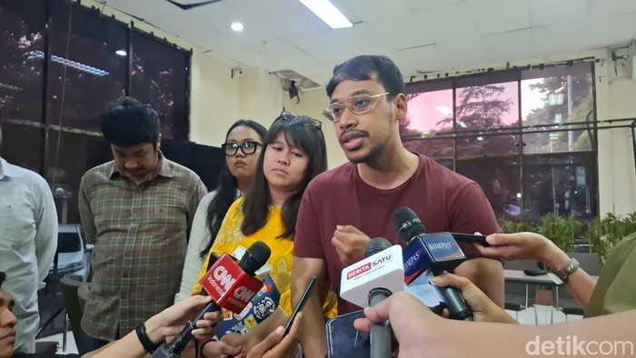 Tim advokasi Delpedro dkk, Maruf Bajammal. (Ondang/detikcom)