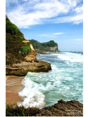 Pesona Pantai Banyu, Surga Tersembunyi di Jawa Timur