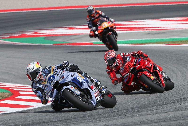 BARCELONA, SPAIN - SEPTEMBER 07: Alex Marquez of Spain riding the BK8 Gresini Racing Ducati (73) during the MotoGP of Catalunya race at Circuit de Barcelona-Catalunya on September 07, 2025 in Barcelona, Spain. (Photo by Gold & Goose Photography/Getty Images)