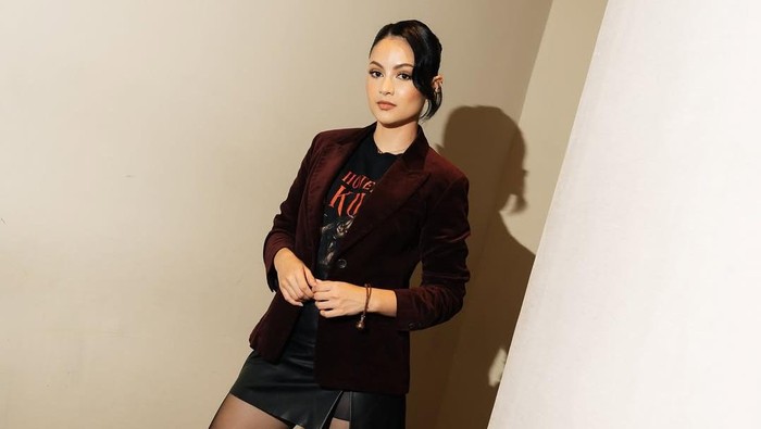 clara bernadeth clara bernadeth