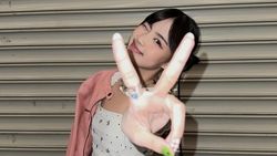 Ella JKT48 Klarifikasi Foto Bareng Cowok
