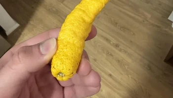 Lemon yang tumbuh dengan bentuk aneh. Foto: via BrightSide