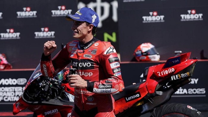 BARCELONA, SPAIN - SEPTEMBER 6: Marc Marquez winner of the sprint race during the   MotoGP Of Catalunya  Sprint at the Catalunya on September 6, 2025 in Barcelona Spain (Photo by David Ramirez/Soccrates/Getty Images)