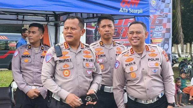 Polda Riau kembali menggelar ajang drag bike untuk menekan balap liar, Minggu (7/9/2025).