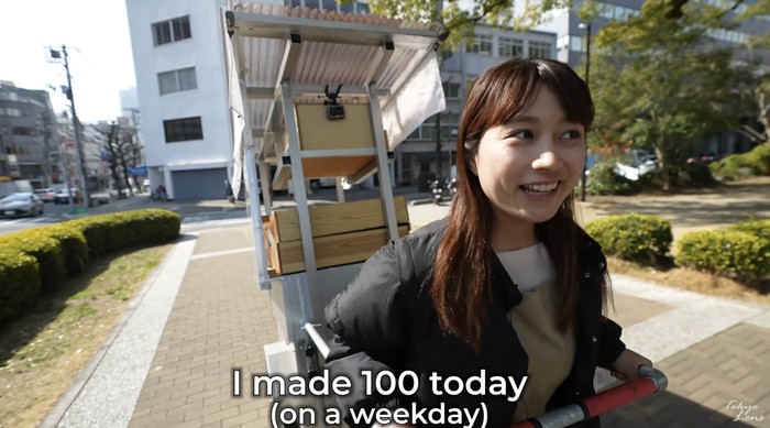 Potret Anak Muda Jepang Jualan Onigiri Gerobakan, Sehari Laku 100 Biji! Potret Anak Muda Jepang Jualan Onigiri Gerobakan, Sehari Laku 100 Biji!