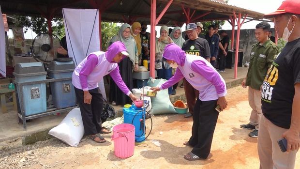 Pupuk Organik TPS 3R Sekaran Dongkrak Hasil Panen dan Hemat Biaya