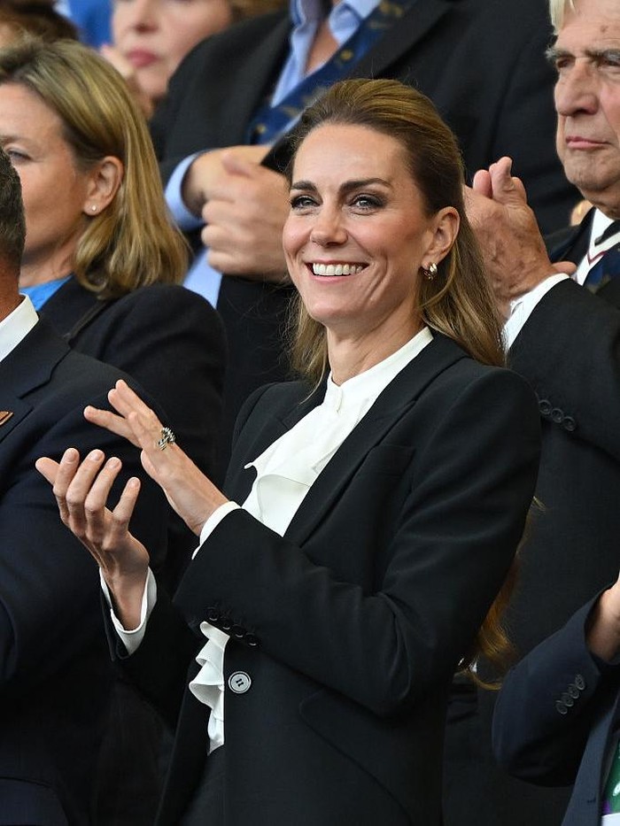 BRIGHTON, ENGLAND - SEPTEMBER 06: Catherine, Princess of Wales is seen in attendance prior to the Womens Rugby World Cup 2025 Pool A match between England and Australia at Brighton & Hove Albion Stadium on September 06, 2025 in Brighton, England. (Photo by Mike Hewitt/Getty Images)