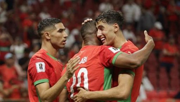 Morocco's forward Ayoub El Kaabi celebrates scoring with his teammates during the FIFA World Cup 2026 Group E African qualification football match between Morocco and Niger at the Prince Moulay Abdellah Sports Complex in Rabat on September 5, 2025. (Photo by Abdel Majid BZIOUAT / AFP)