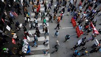 Kebijakan Trump ini menambah daftar kontroversi dalam kebijakan keamanan domestiknya, yang kerap menuai kritik dari berbagai kalangan di Amerika Serikat. REUTERS/Octavio Jones