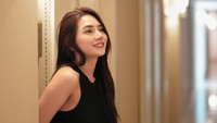Berlliana Lovell tak menampik ada saja netizen yang menanyakan soal konten Pemersatu Bangsa. Dulu di awal muncul dirinya memang suka bikin konten yang nyeleneh. (Foto: dok Instagram berlliana.lovell)