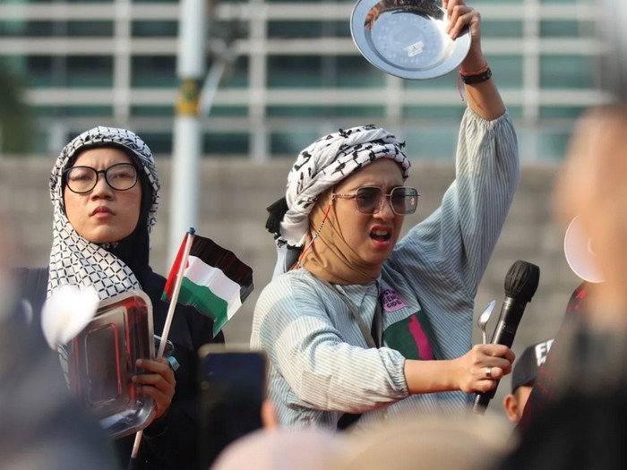 Chiki Fawzi bergabung dalam misi kemanusiaan Global Sumud Flotilla, membawa bantuan dan pesan perdamaian untuk warga Gaza yang diblokade.