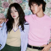 Ekspresi dan fitur wajah Chun Woo Hee dalam pemotretan majalah dengan Song Joong Ki untuk promosi drama Korea My Youth juga mengingatkan banyak netizen dengan Song Hye Kyo. Foto: Instagram