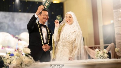 Ada Apa dengan Rumah Tangga Clara Shinta dengan Alexander Assad?