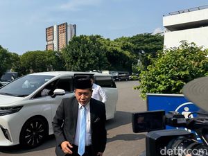 Ferry Juliantono Resmi Jadi Menteri Koperasi Gantikan Budi Arie