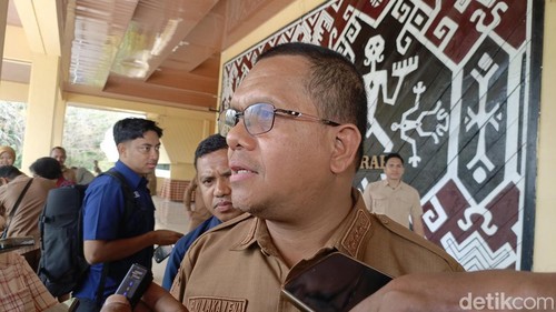 Gubernur NTT Melki Laka Lena.