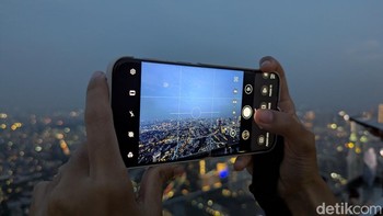 Huawei akan mengumumkan spesifikasi lengkap dan harga Huawei Pura 80 series di Indonesia dalam beberapa hari ke depan. Hmm, kira-kira berapa ya? Foto: Virgina Maulita Putri/detikINET