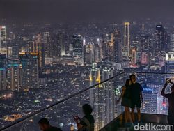 Aksi Huawei Pura 80 Ultra Memotret Jakarta dari Gedung Tertinggi di Indonesia