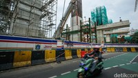 Pembangunan ini diharapkan mengurai kemacetan ibu kota dengan moda transportasi modern.  