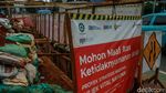 Jalan Dr Saharjo Menyempit, Proyek Galian Picu Kemacetan Panjang