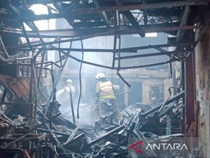 Kronologi 10 Jam Pemadaman Kebakaran Ruko di Fatmawati, Sempat Ada Ledakan