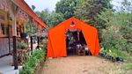 Potret Belasan Siswa SDN 2 Kradinan Belajar di Tenda Darurat
