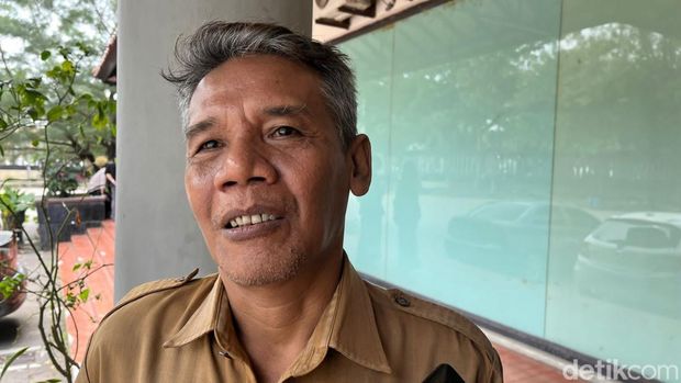 Kepala Dinas Pekerjaan Umum dan Penataan Ruang (DPUPR) Solo, Nur Basuki Kepala Dinas Pekerjaan Umum dan Penataan Ruang (DPUPR) Solo, Nur Basuki, saat ditemui di Kawasan Sriwedari Solo, Senin (8/9/2025).