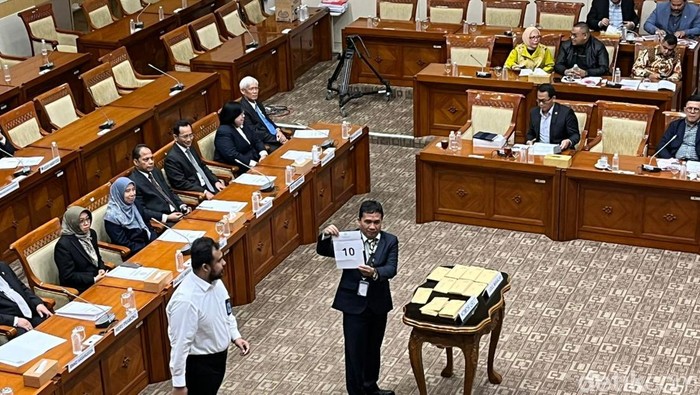 Komisi III DPR RI akan menggelar uji kelayakan dan kepatutan atau fit and proper test calon hakim agung dan calon hakim ad hoc HAM di MA besok. (Anggi/detikcom)