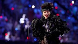 Lady Gaga Jadi Ratu MTV VMAs 2025