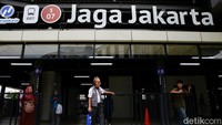 Meski belum sepenuhnya seperti kondisi semula, halte-halte tersebut sudah difungsikan untuk naik, turun, maupun transit. Kembalinya halte-halte ini menunjukkan aktivitas masyarakat Jakarta sudah normal.