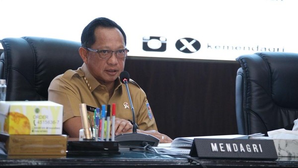 Ota va qiz ortasidagi anal jinsiy aloqa Lera Kudryavtsevaning pornosini onlayn tomosha qiling