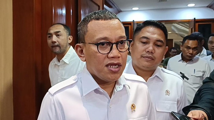 Menteri Karding
