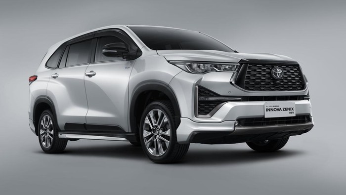 New Innova Zenix