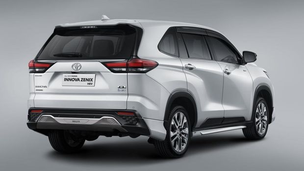 New Innova Zenix