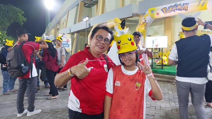 Nobar Timnas dan Pokemon