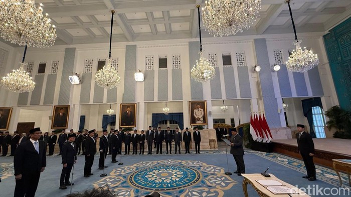 Prabowo lantik sejumlah menteri di Istana Negara