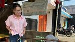 Ngelarisin Dagangan UMKM, Hati Rossa Terasa Penuh