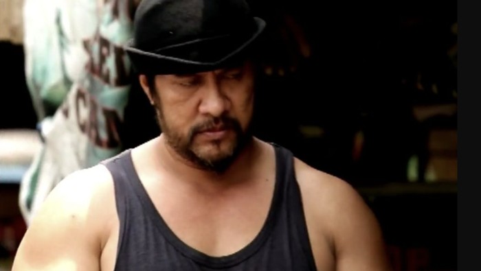 Roy CHunonk pemeran Maman Suherman di Preman Pensiun.