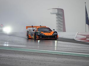 WEC 2025: Sean Gelael Menangi Balapan Lone Star Le Mans