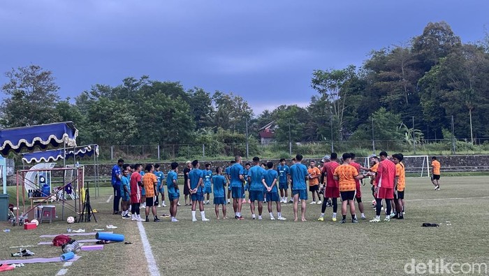 Suasana latihan PSS Sleman di Lapangan Pakembinangun, Sleman, Senin (8/9/2025).