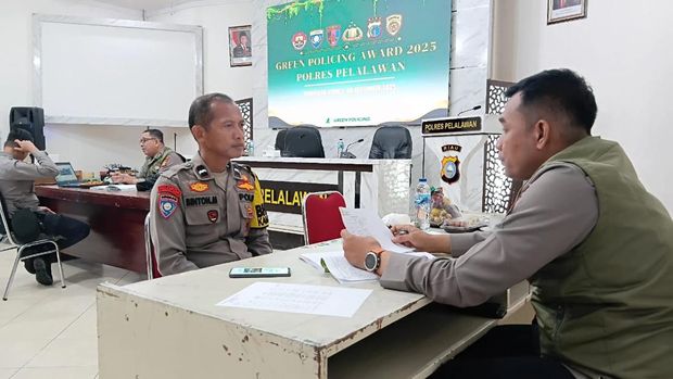 Tim penilai Polda Riau mulai menilai 11 Bhabinkamtibmas kandidat Green Policing Awards, Senin (8/9/2025).