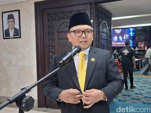 Waka DPRD DKI Sentil Jasa Marga, Usul Perbaikan Gerbang Tol Dini Hari