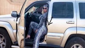 10 Photoshop Gagal Bikin Dahi Mengkerut, Ini Konsepnya Apa?