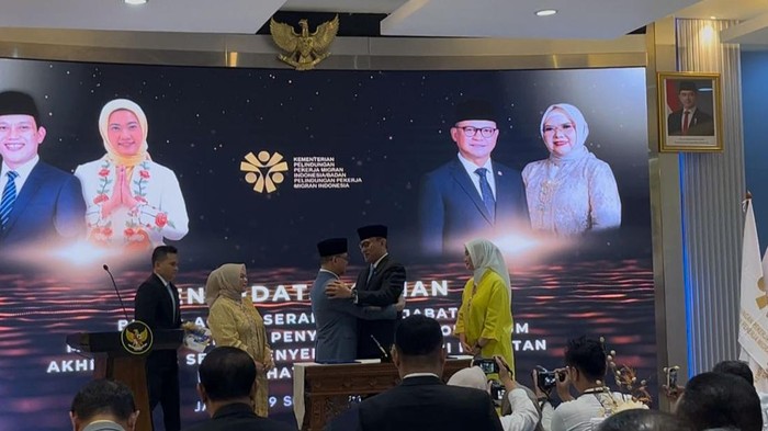 Abdul Karding serahkan jabatan Menteri P2MI kepada Mukhtarudin