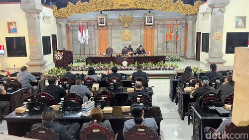 DPRD Tabanan belum ada rencana menaikkan tunjangan rumah maupun transportasi. Besarannya masih mengacu Peraturan Bupati sebelumnya.